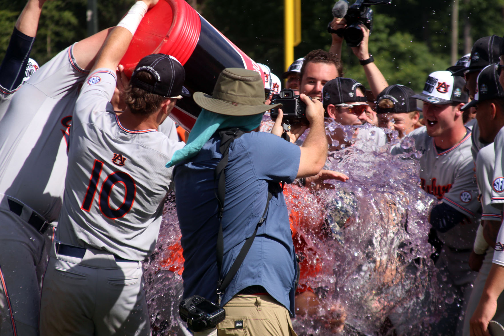PHOTOS: Auburn celebrates Super Regional win, College World Series berth